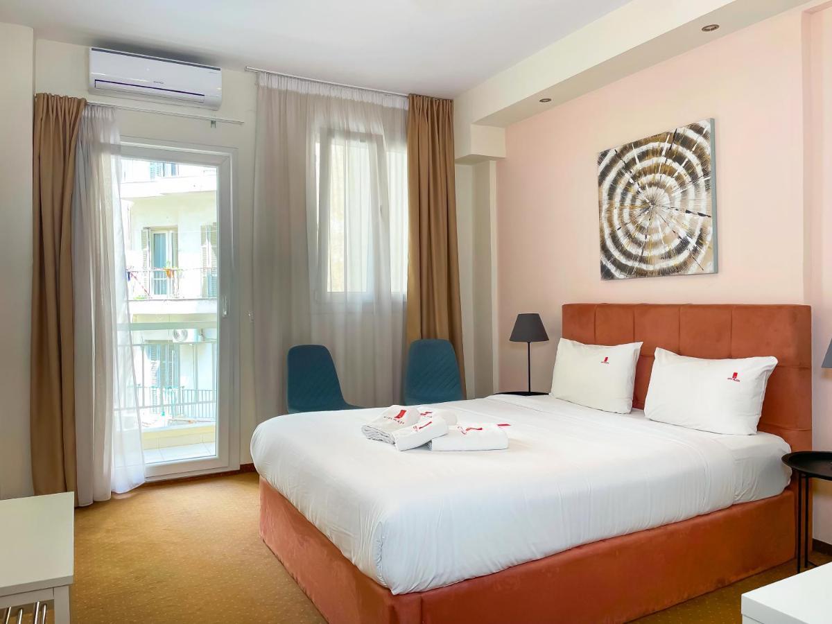 City Plaza Apartments & Rooms Салоніки Екстер'єр фото